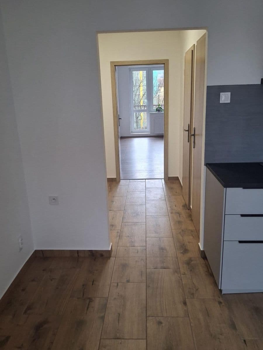 Prodej bytu 2+1 62 m², třída Osvobození, Příbram, Středočeský kraj Prodej bytu 2+1 62 m², třída Osvobození, Příbram, Středočeský kraj