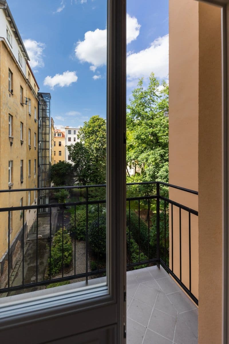 Pronájem bytu 1+kk 36 m², Veletržní, Praha, Praha Pronájem bytu 1+kk 36 m², Veletržní, Praha, Praha