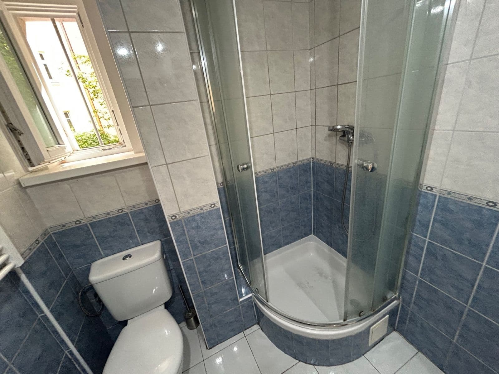 Pronájem bytu 1+kk 38 m², U Uranie, Praha, Praha Pronájem bytu 1+kk 38 m², U Uranie, Praha, Praha