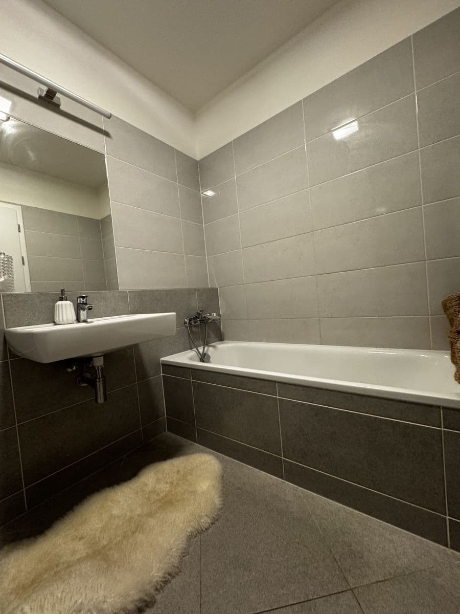 Pronájem bytu 46 m², Poděbradská, Praha, Praha Pronájem bytu 46 m², Poděbradská, Praha, Praha