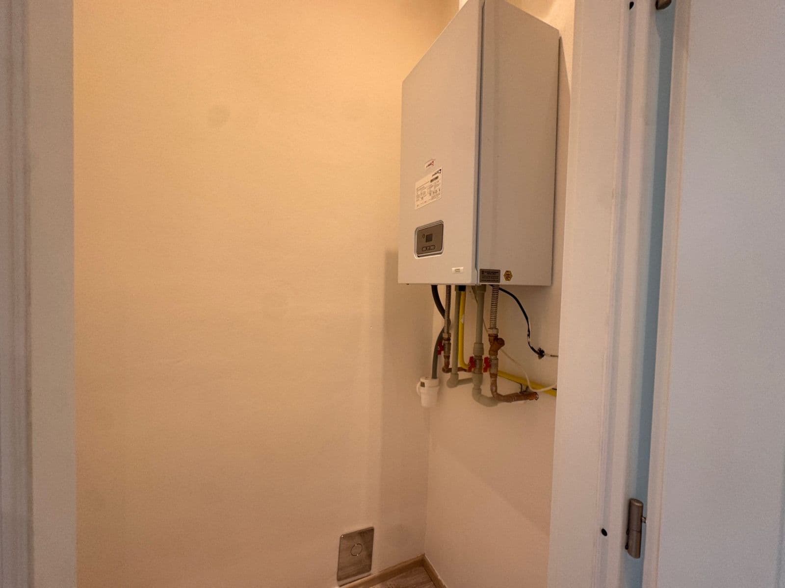 Pronájem bytu 1+1 45 m², Jana Zajíce, Praha, Praha Pronájem bytu 1+1 45 m², Jana Zajíce, Praha, Praha
