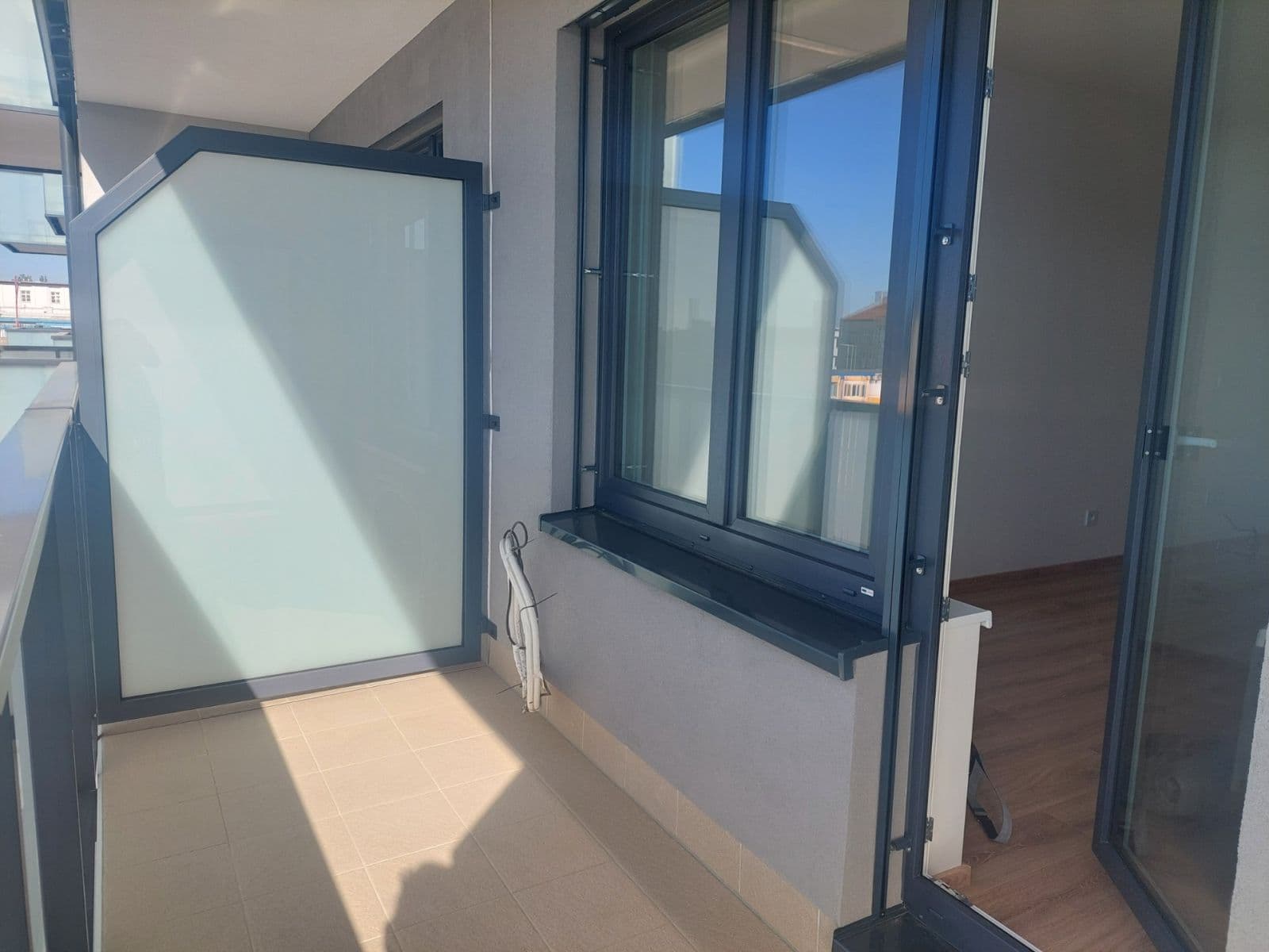 Pronájem bytu 3+kk 66 m², U Továren, Praha, Praha Pronájem bytu 3+kk 66 m², U Továren, Praha, Praha