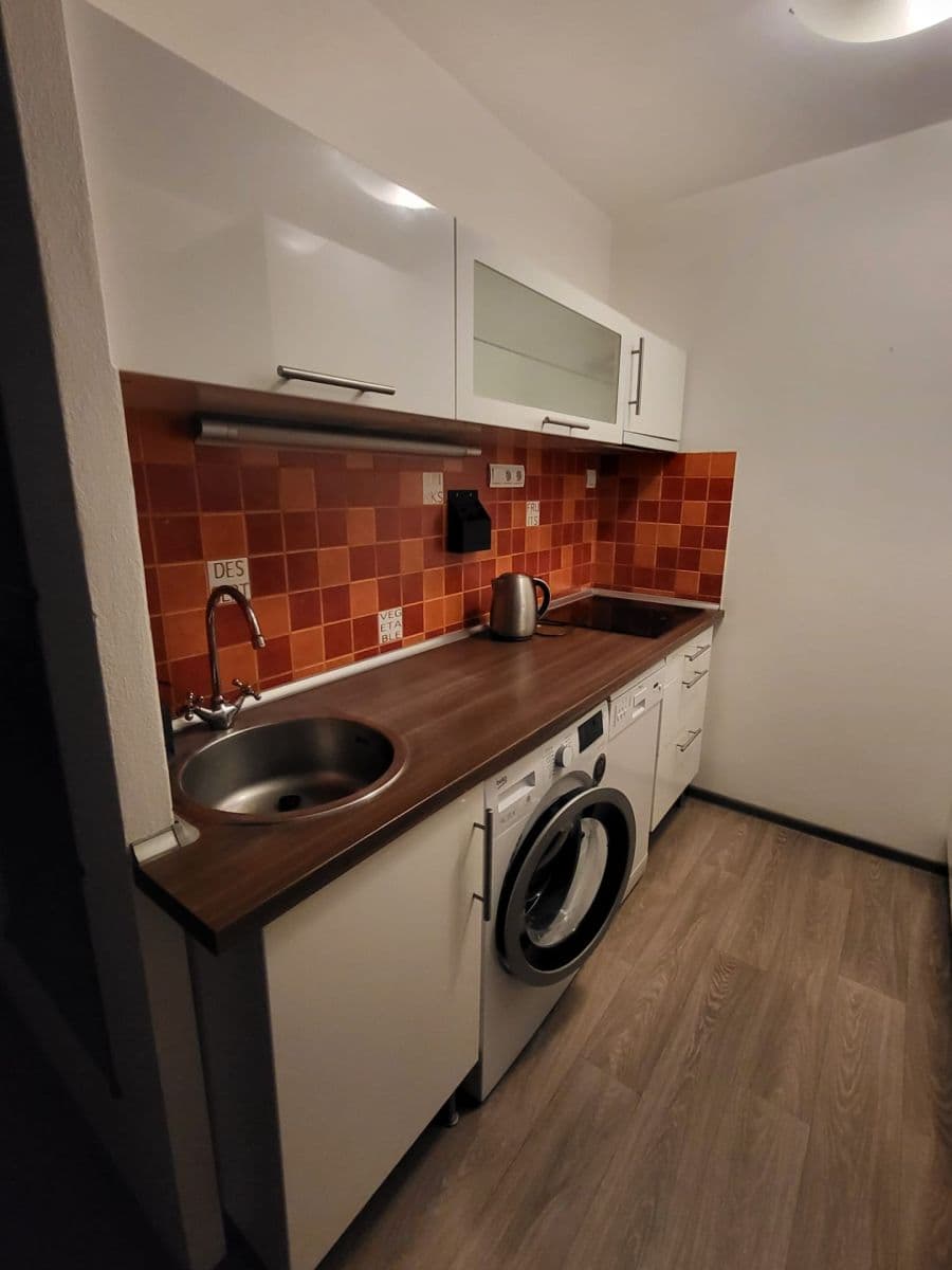 Pronájem bytu 2+kk 43 m², Hrdličkova, Praha, Praha Pronájem bytu 2+kk 43 m², Hrdličkova, Praha, Praha