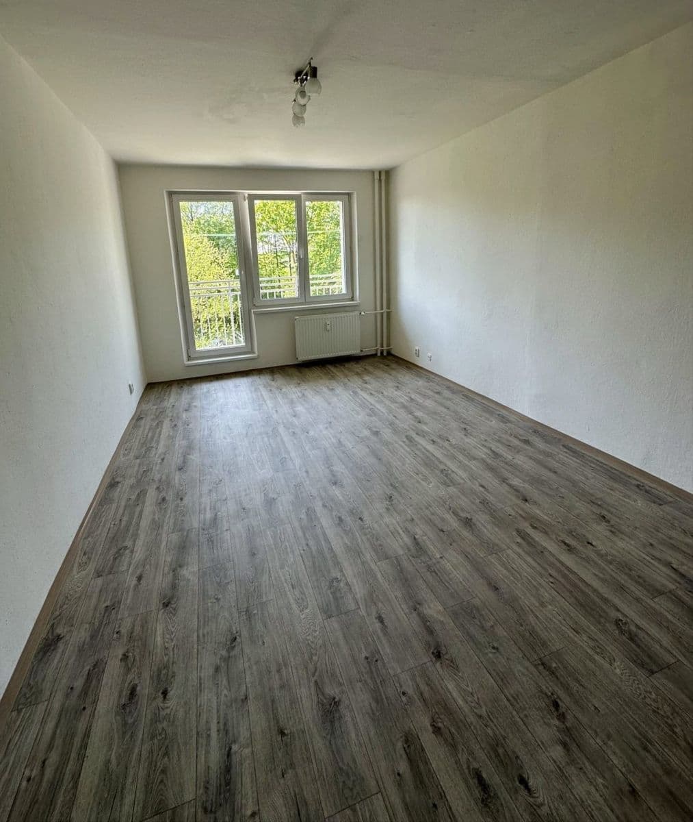 Pronájem bytu 1+kk 31 m², Petruškova, Ostrava, Moravskoslezský kraj Pronájem bytu 1+kk 31 m², Petruškova, Ostrava, Moravskoslezský kraj