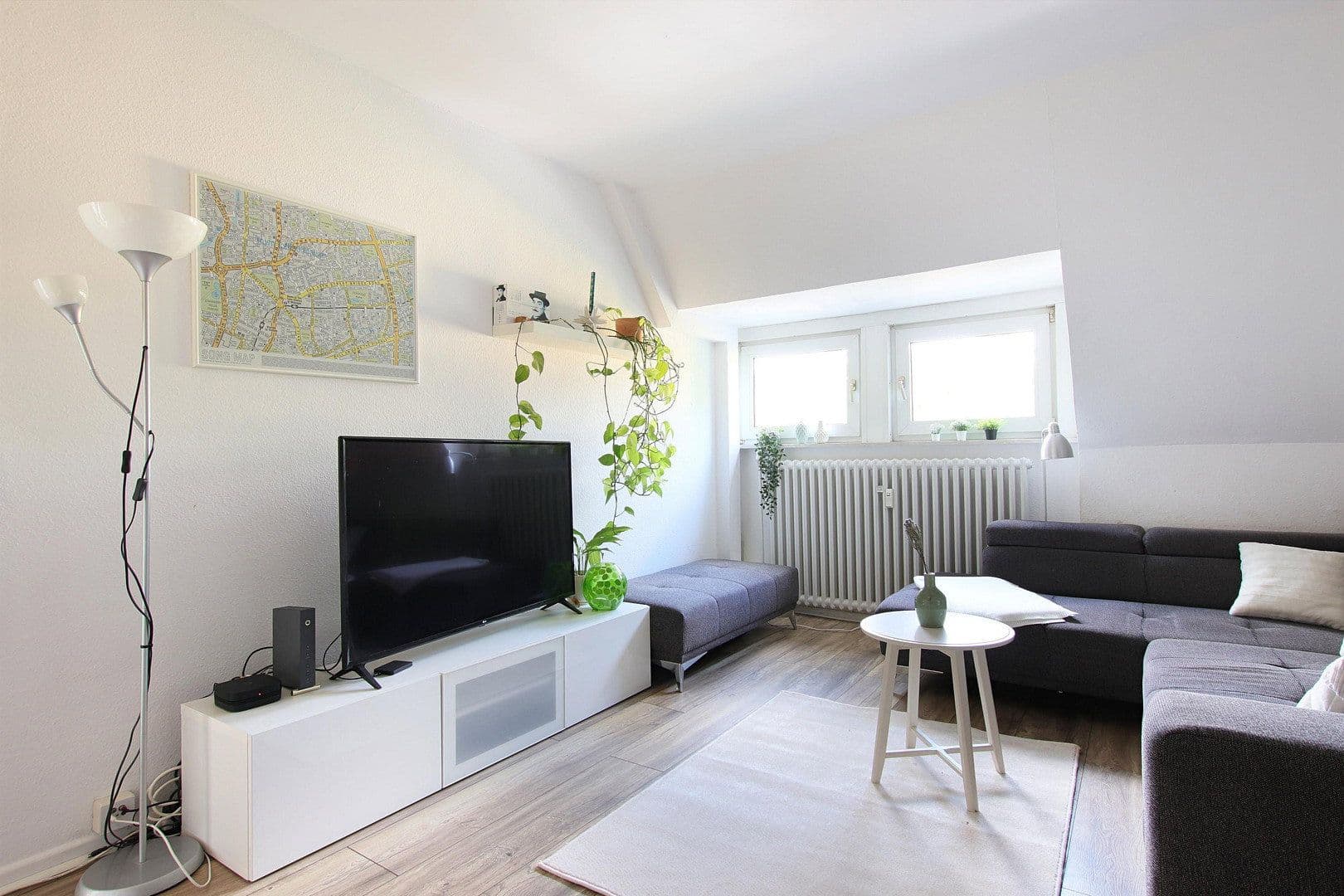Prodej bytu 3+1 60 m², Münster, Severní Porýní-Vestfálsko Prodej bytu 3+1 60 m², Münster, Severní Porýní-Vestfálsko