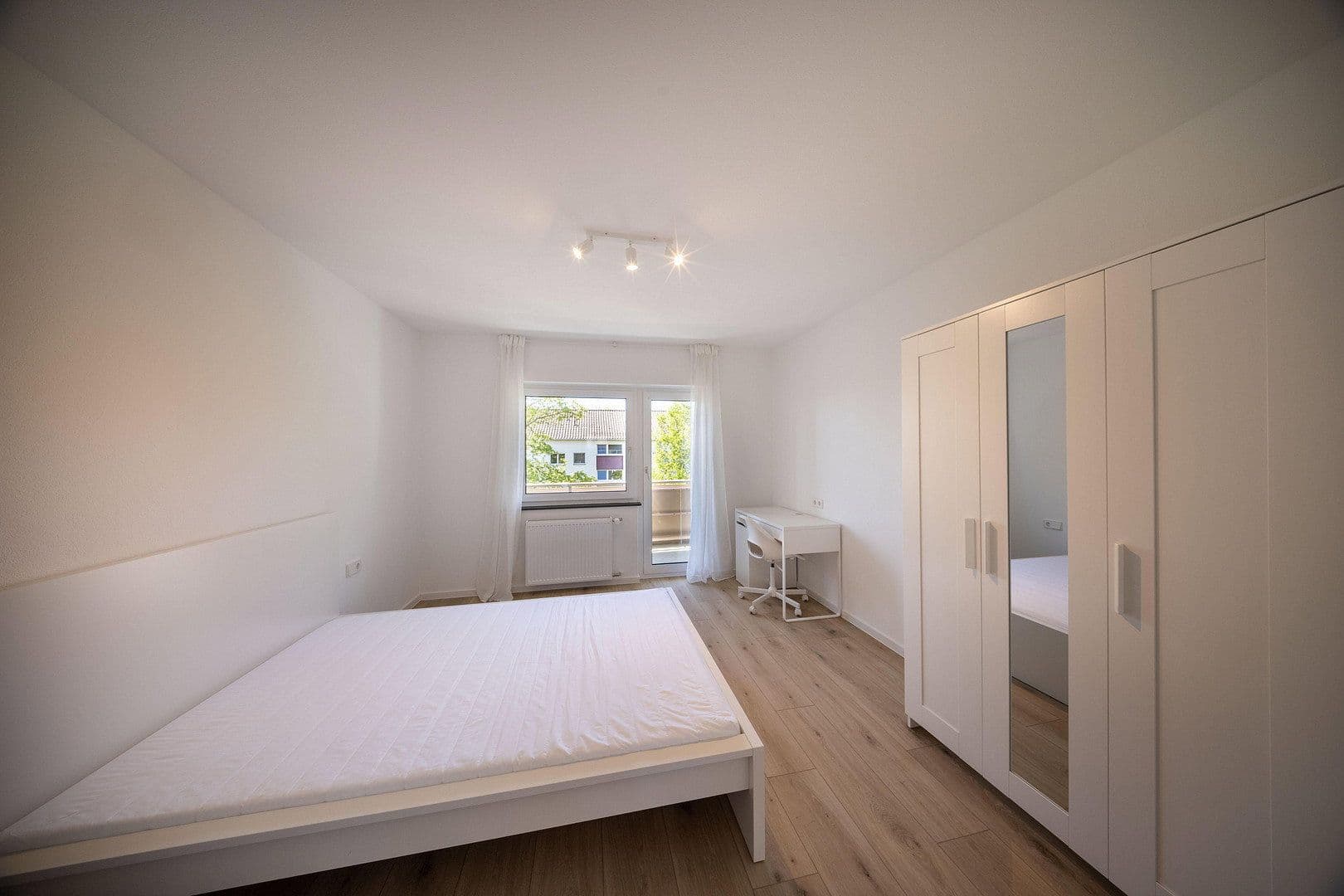 Pronájem bytu 4+1 85 m², Traminerweg 16, Ulm, Bádensko-Württembersko Pronájem bytu 4+1 85 m², Traminerweg 16, Ulm, Bádensko-Württembersko