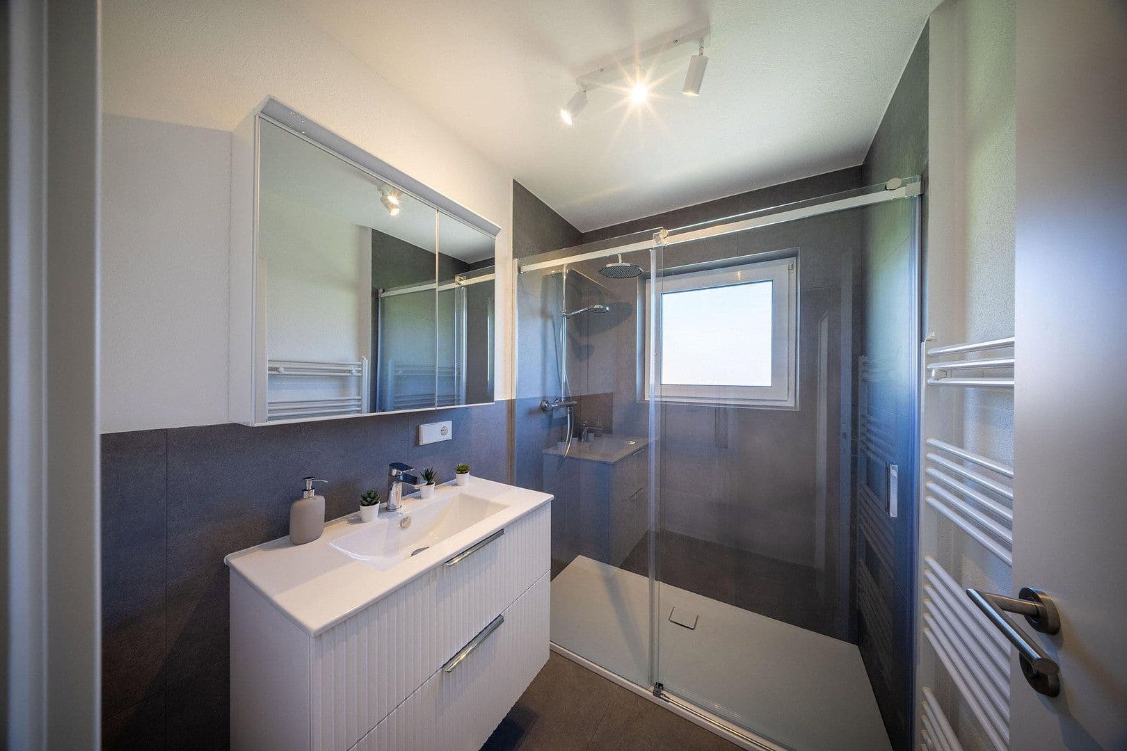 Pronájem bytu 4+1 85 m², Traminerweg 16, Ulm, Bádensko-Württembersko Pronájem bytu 4+1 85 m², Traminerweg 16, Ulm, Bádensko-Württembersko