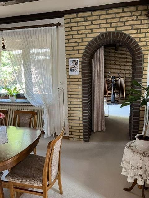 Prodej domu 160 m², pozemek 670 m², Syke, Dolní Sasko Prodej domu 160 m², pozemek 670 m², Syke, Dolní Sasko