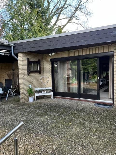 Prodej domu 160 m², pozemek 670 m², Syke, Dolní Sasko Prodej domu 160 m², pozemek 670 m², Syke, Dolní Sasko