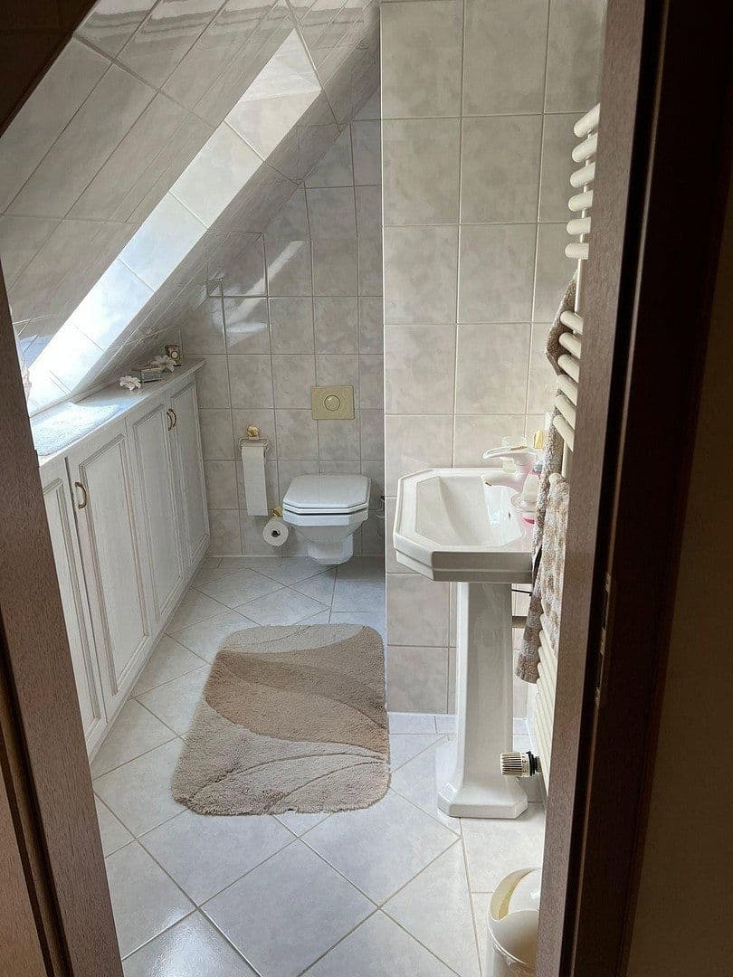 Prodej domu 160 m², pozemek 670 m², Syke, Dolní Sasko Prodej domu 160 m², pozemek 670 m², Syke, Dolní Sasko