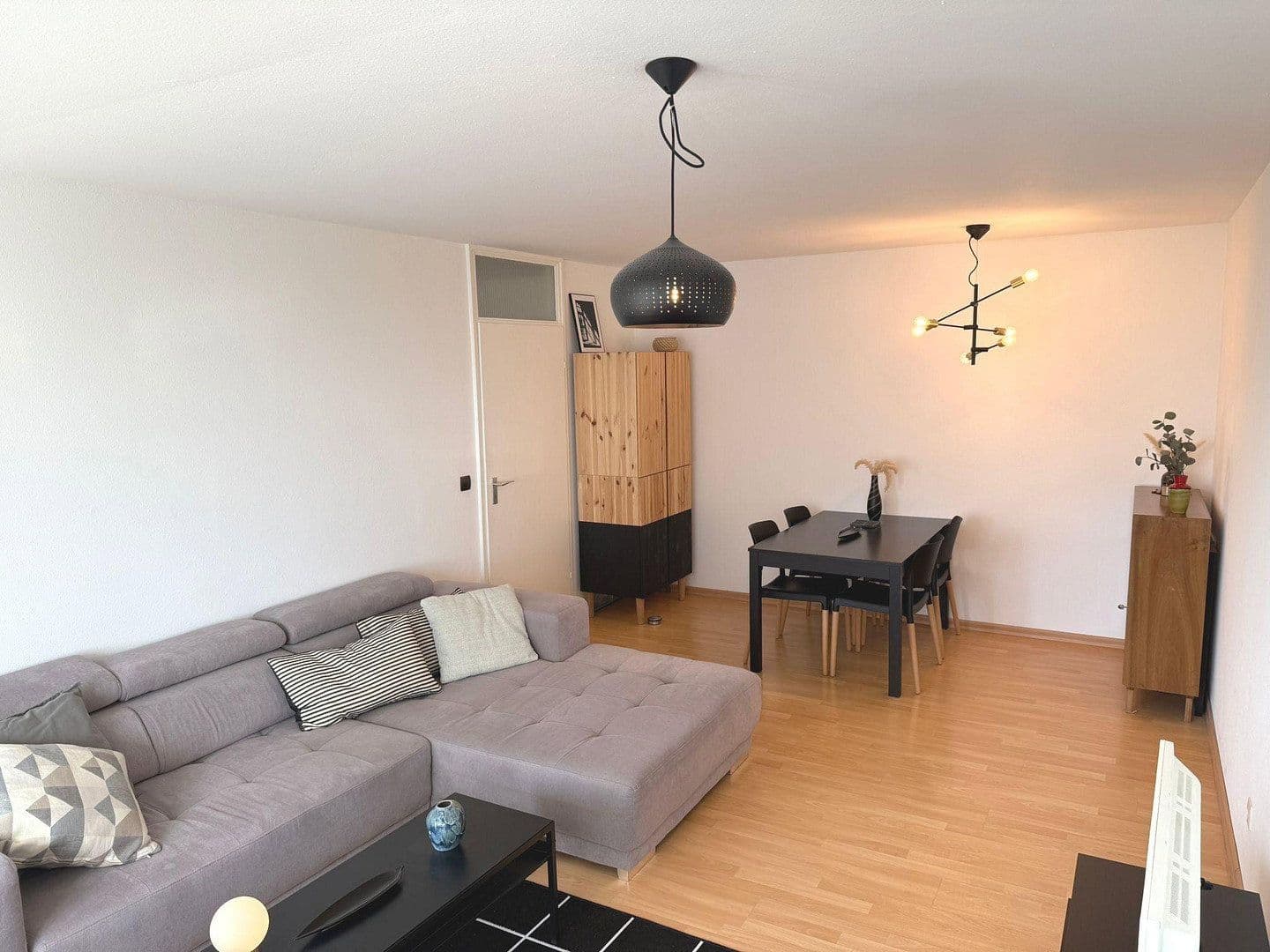 Pronájem bytu 2+1 68 m², Wilhelm-Hauff-Str. 34, Augsburg, Bavorsko Pronájem bytu 2+1 68 m², Wilhelm-Hauff-Str. 34, Augsburg, Bavorsko