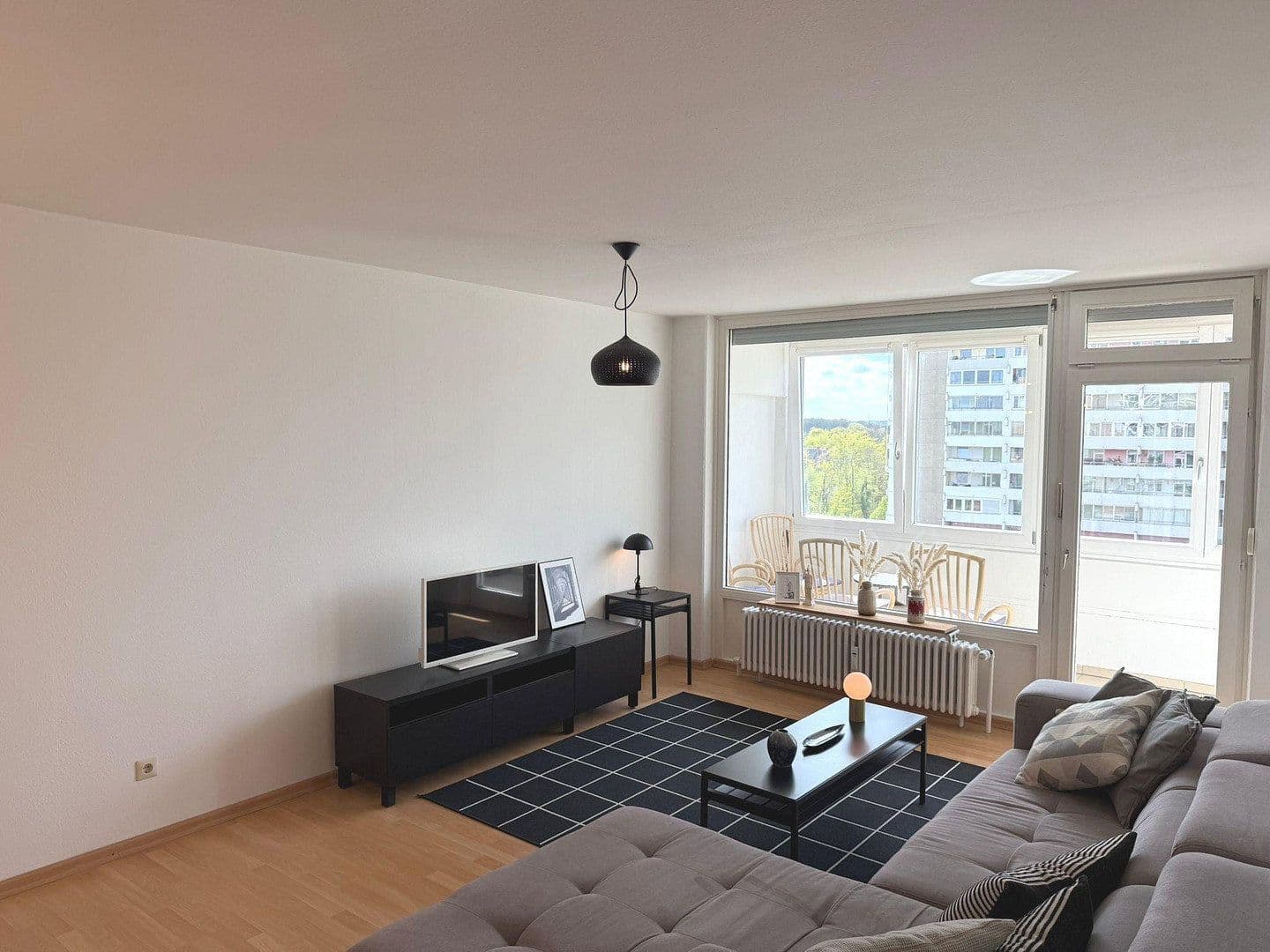 Pronájem bytu 2+1 68 m², Wilhelm-Hauff-Str. 34, Augsburg, Bavorsko Pronájem bytu 2+1 68 m², Wilhelm-Hauff-Str. 34, Augsburg, Bavorsko
