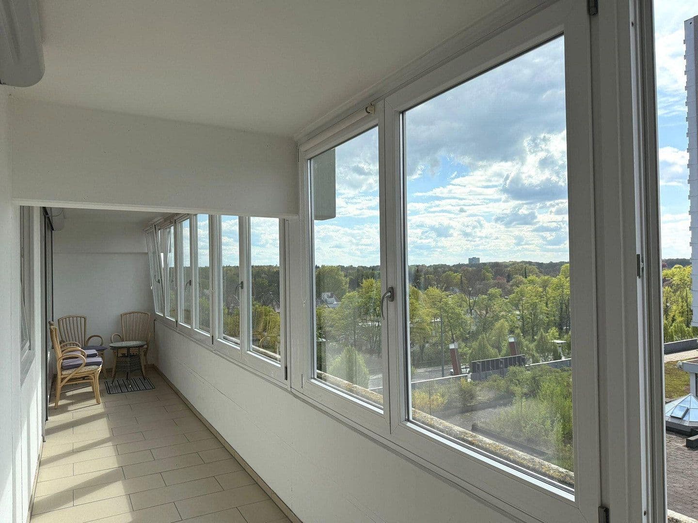 Pronájem bytu 2+1 68 m², Wilhelm-Hauff-Str. 34, Augsburg, Bavorsko Pronájem bytu 2+1 68 m², Wilhelm-Hauff-Str. 34, Augsburg, Bavorsko