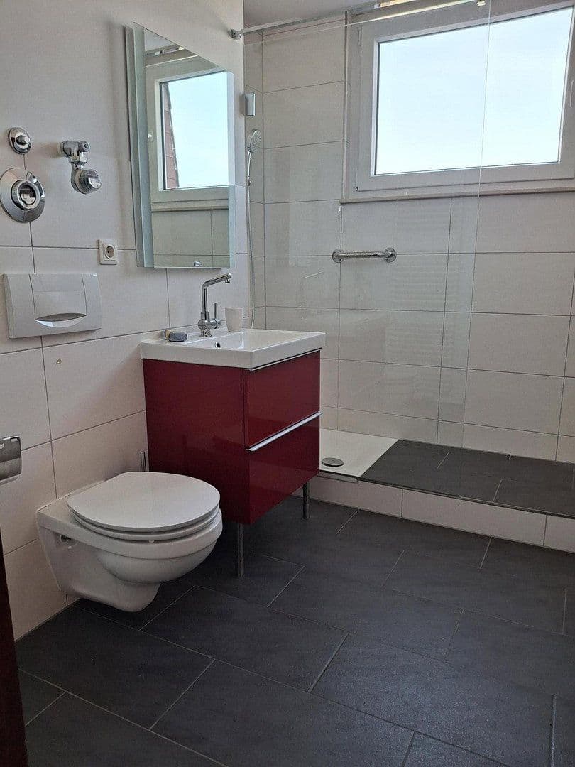 Pronájem bytu 2+1 69 m², Am Burgweiher 26, Bonn, Severní Porýní-Vestfálsko Pronájem bytu 2+1 69 m², Am Burgweiher 26, Bonn, Severní Porýní-Vestfálsko
