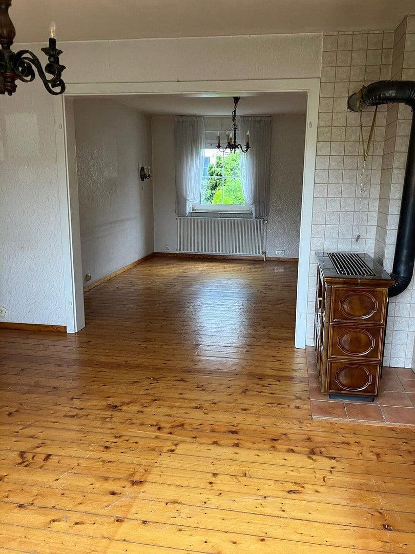 Prodej domu 110 m², pozemek 721 m², Linnich, Severní Porýní-Vestfálsko Prodej domu 110 m², pozemek 721 m², Linnich, Severní Porýní-Vestfálsko
