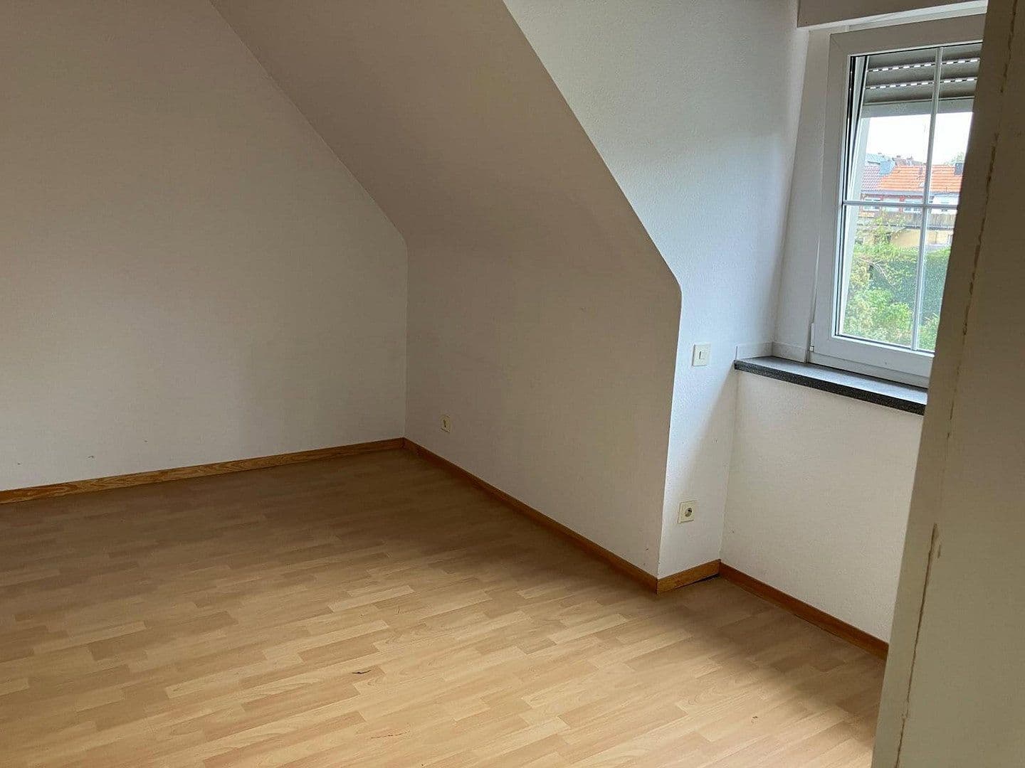 Prodej domu 110 m², pozemek 721 m², Linnich, Severní Porýní-Vestfálsko Prodej domu 110 m², pozemek 721 m², Linnich, Severní Porýní-Vestfálsko