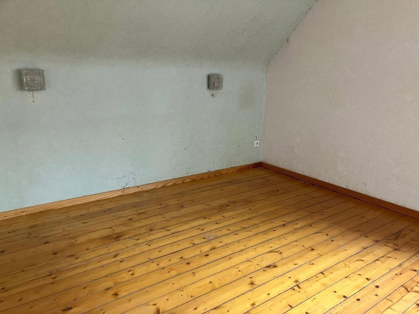 Prodej domu 110 m², pozemek 721 m², Linnich, Severní Porýní-Vestfálsko Prodej domu 110 m², pozemek 721 m², Linnich, Severní Porýní-Vestfálsko