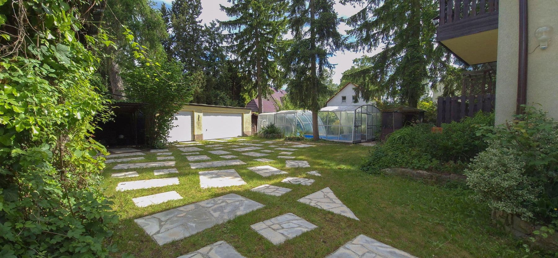 Prodej domu 280 m², pozemek 893 m², Rudolf-Breitscheid-Allee 105, Neuenhagen bei Berlin, Braniborsko Prodej domu 280 m², pozemek 893 m², Rudolf-Breitscheid-Allee 105, Neuenhagen bei Berlin, Braniborsko