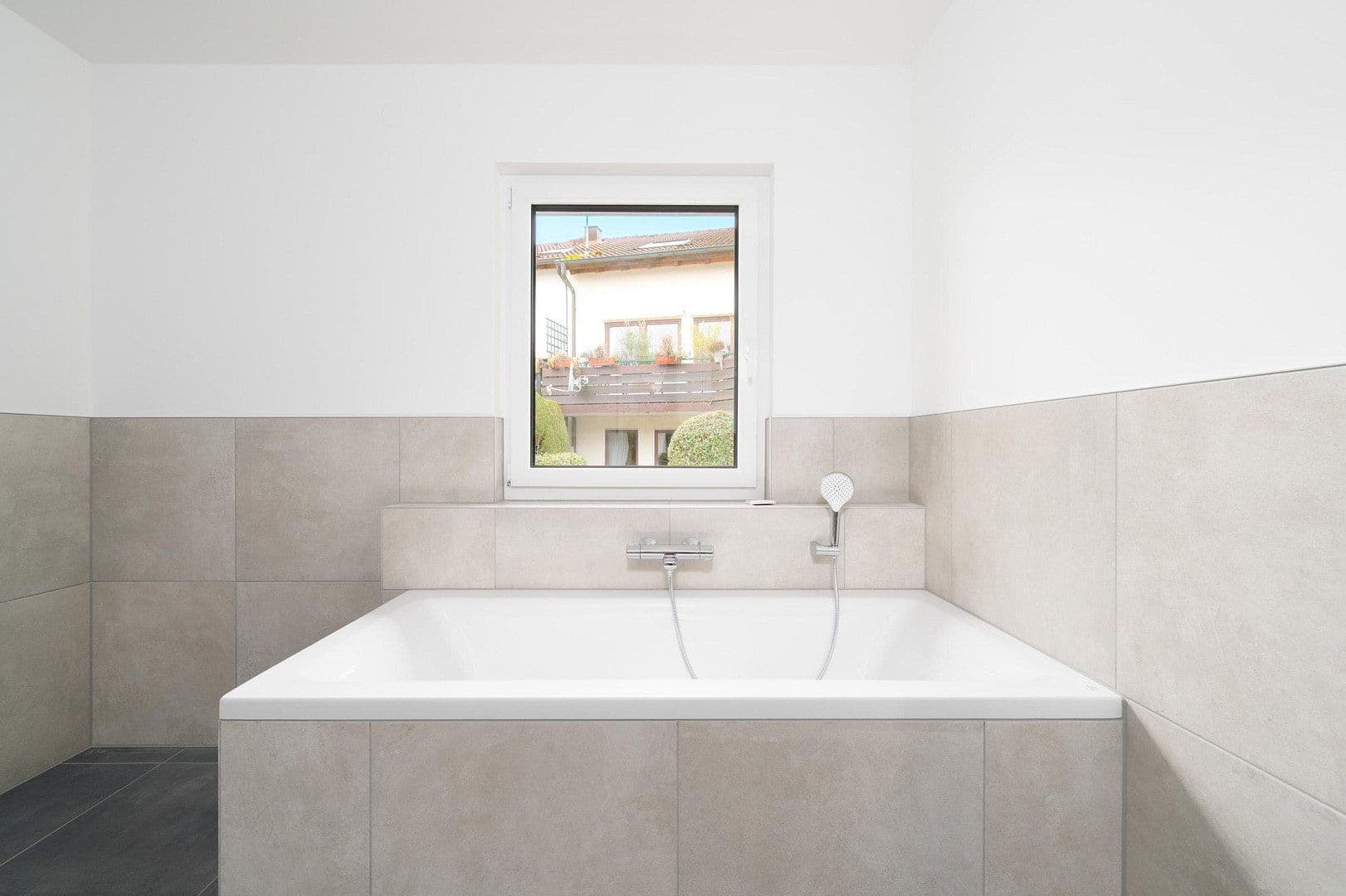 Prodej domu 131 m², pozemek 490 m², Beilstein, Bádensko-Württembersko Prodej domu 131 m², pozemek 490 m², Beilstein, Bádensko-Württembersko