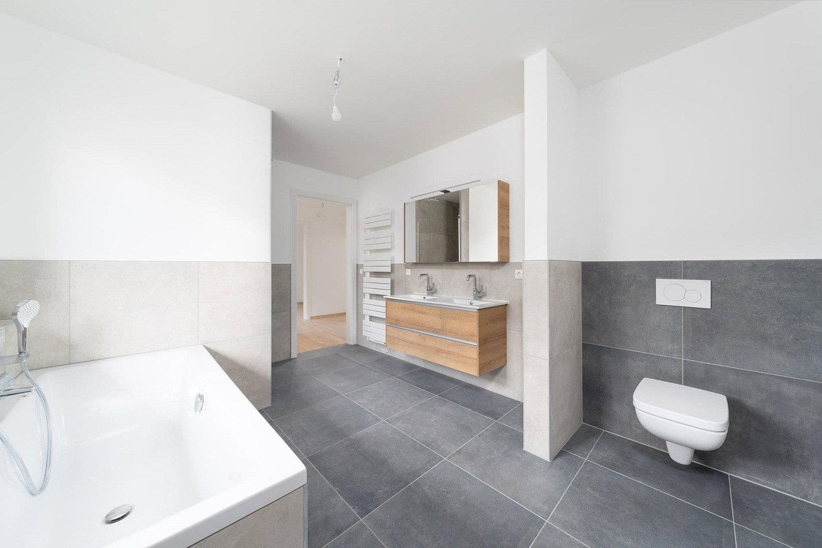 Prodej domu 131 m², pozemek 490 m², Beilstein, Bádensko-Württembersko Prodej domu 131 m², pozemek 490 m², Beilstein, Bádensko-Württembersko