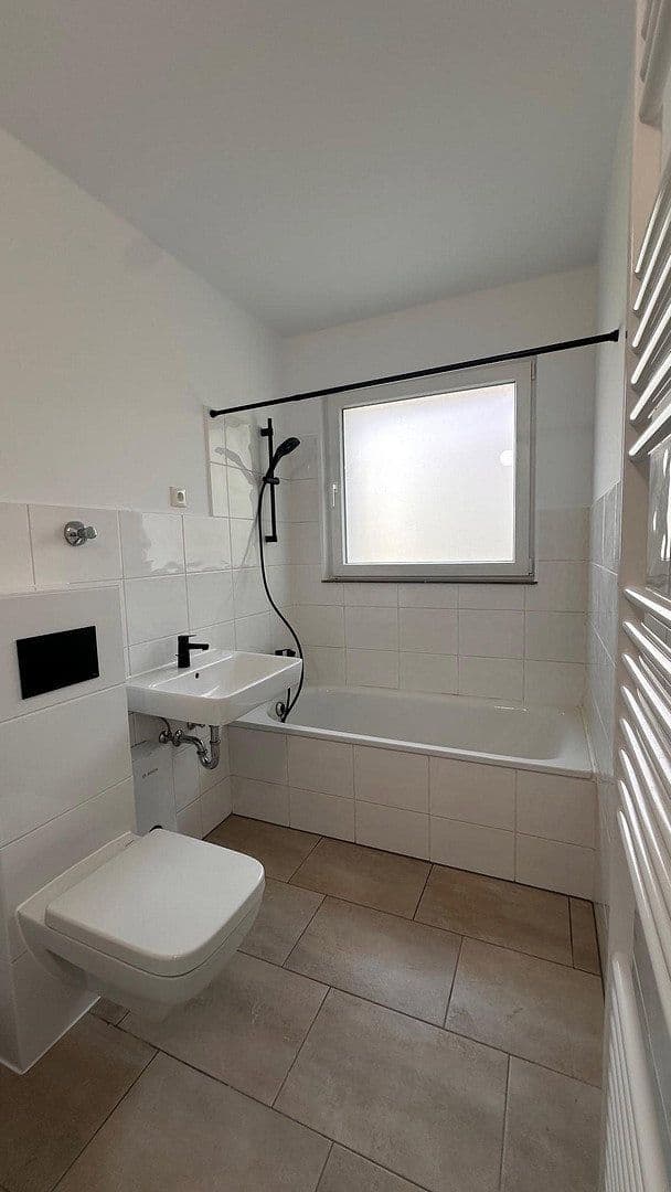 Pronájem bytu 2+1 50 m², Honseler Straße 23a, Lüdenscheid, Severní Porýní-Vestfálsko Pronájem bytu 2+1 50 m², Honseler Straße 23a, Lüdenscheid, Severní Porýní-Vestfálsko