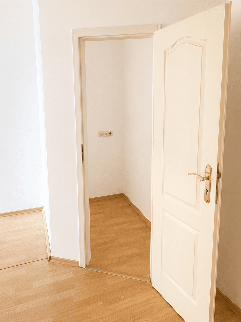 Prodej bytu 3+1 88 m², Chemnitz, Sasko Prodej bytu 3+1 88 m², Chemnitz, Sasko