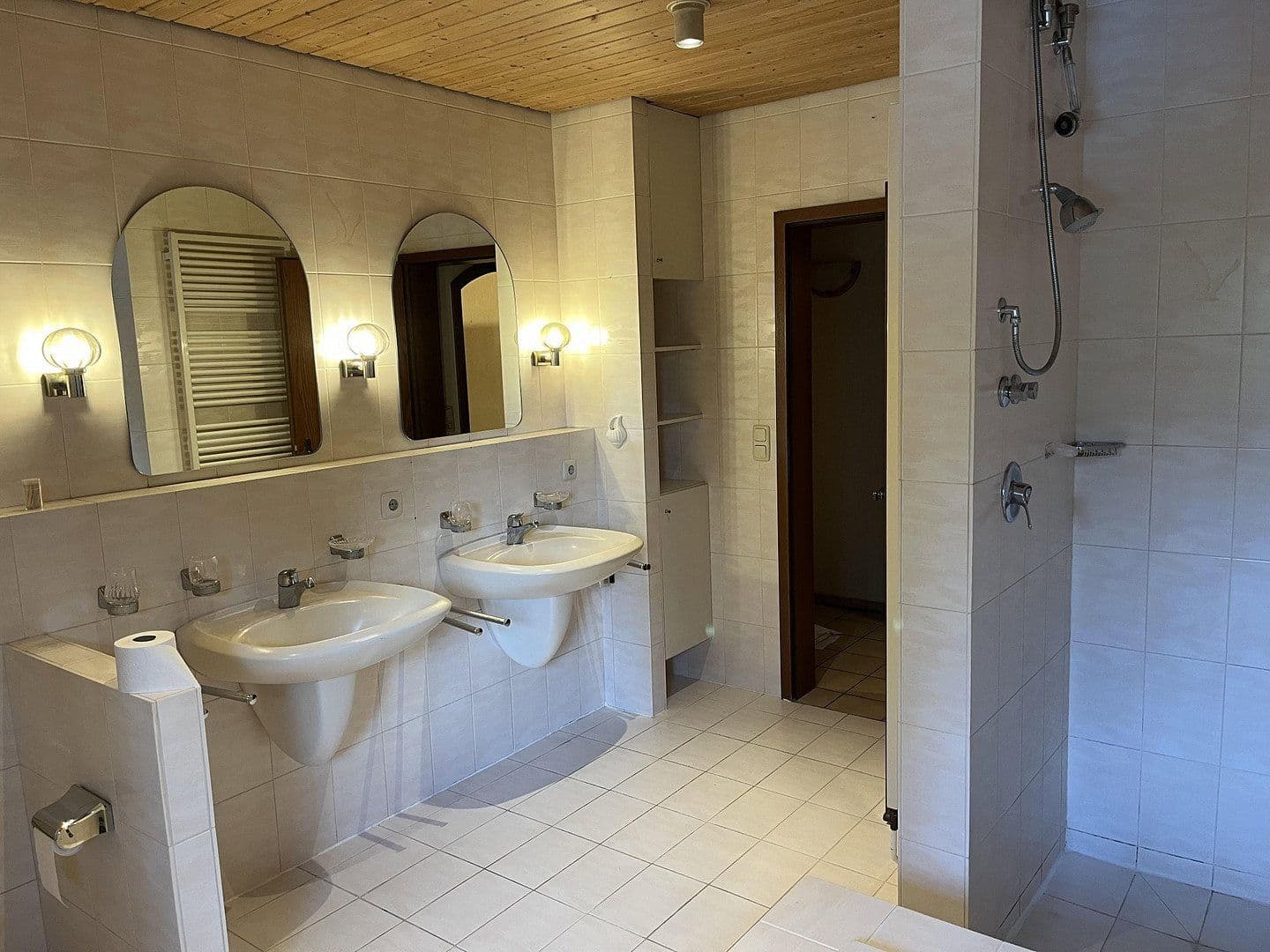 Prodej domu 178 m², pozemek 771 m², Helpsen, Dolní Sasko Prodej domu 178 m², pozemek 771 m², Helpsen, Dolní Sasko