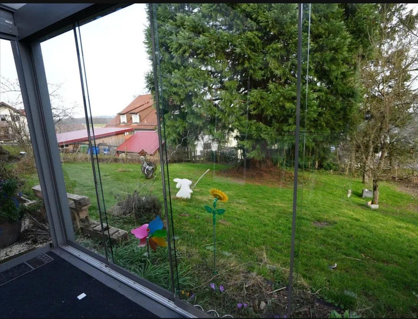 Prodej domu 270 m², pozemek 898 m², Schönbrunn, Bádensko-Württembersko Prodej domu 270 m², pozemek 898 m², Schönbrunn, Bádensko-Württembersko