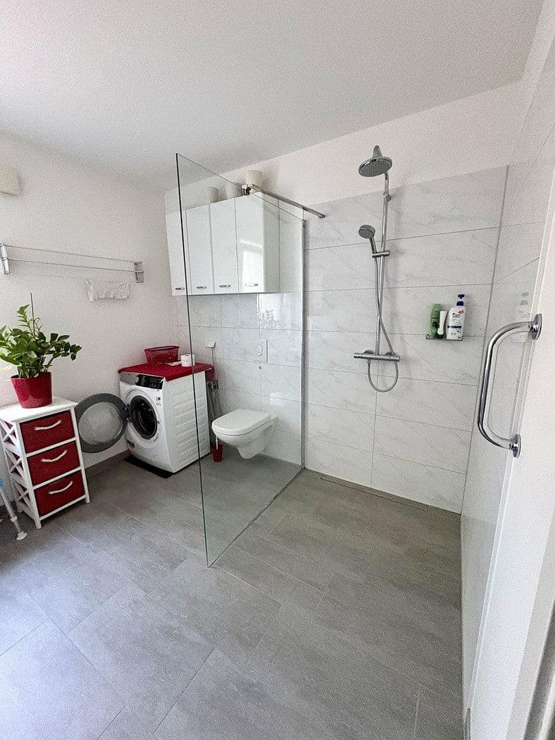 Pronájem bytu 2+1 74 m², Dämeritzstraße 5a, Erkner, Braniborsko Pronájem bytu 2+1 74 m², Dämeritzstraße 5a, Erkner, Braniborsko