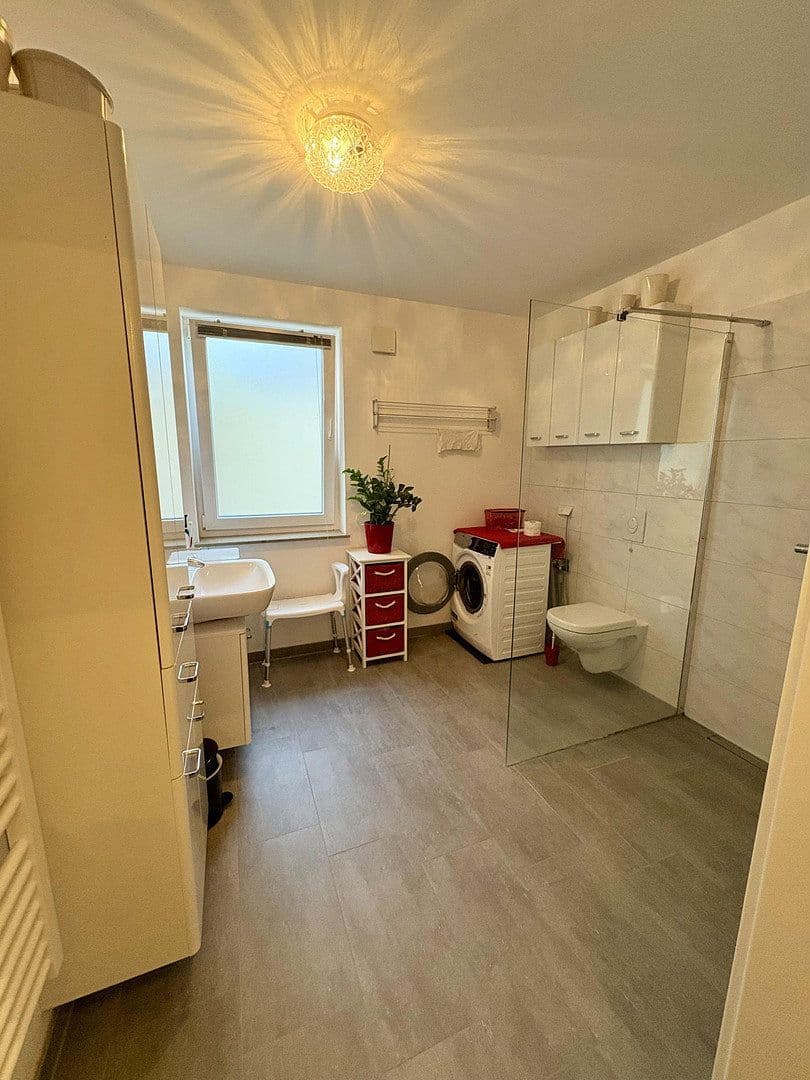 Pronájem bytu 2+1 74 m², Dämeritzstraße 5a, Erkner, Braniborsko Pronájem bytu 2+1 74 m², Dämeritzstraße 5a, Erkner, Braniborsko