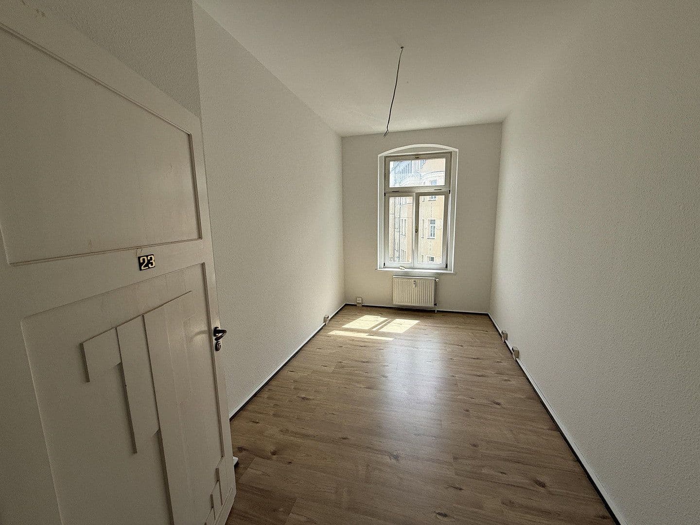Pronájem bytu 4+1 105 m², Jößnitzer Str. 71, Plauen, Sasko Pronájem bytu 4+1 105 m², Jößnitzer Str. 71, Plauen, Sasko