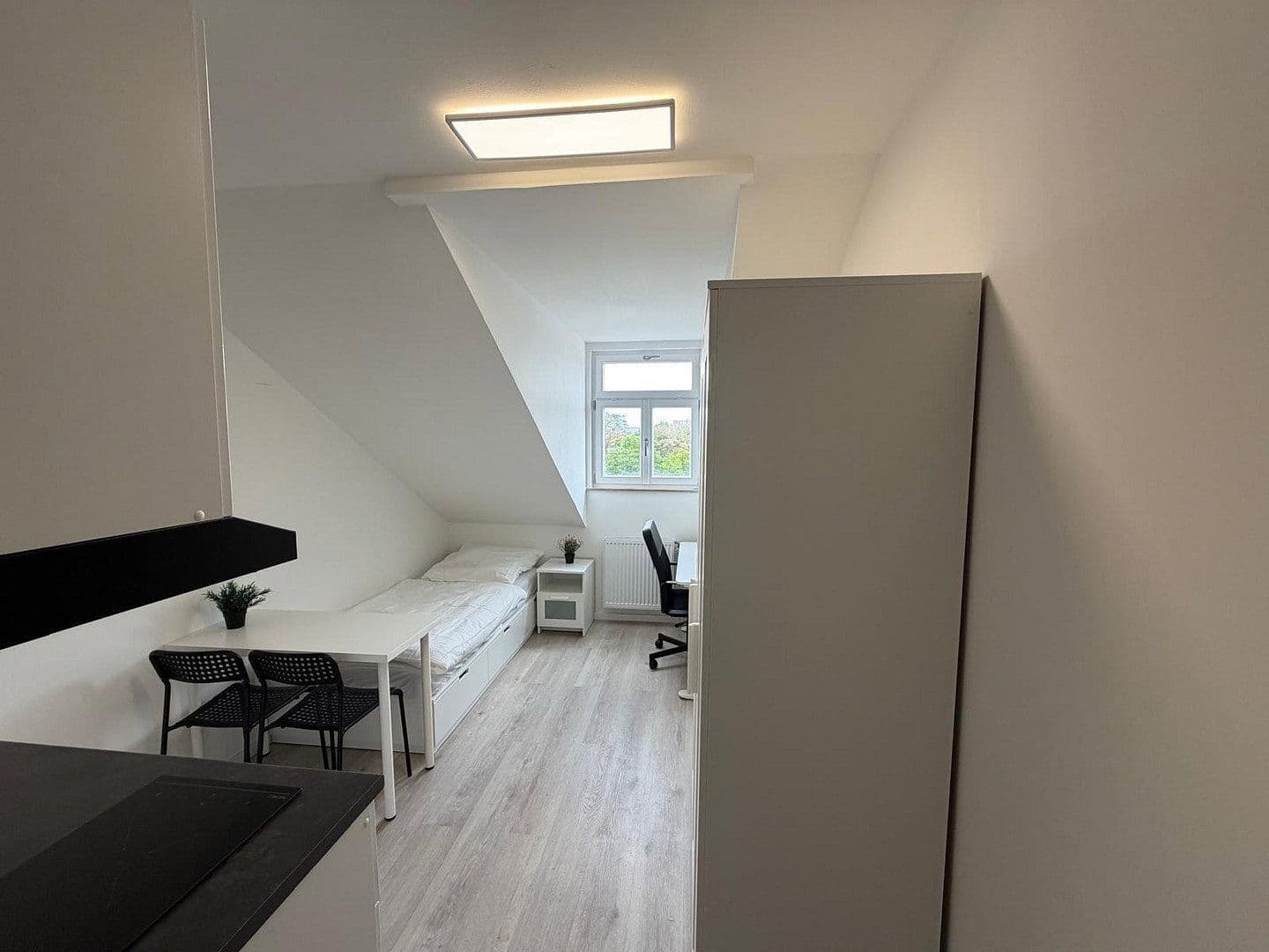 Pronájem bytu 1+1 15 m², Vierzigmannstraße 30, Erlangen, Bavorsko Pronájem bytu 1+1 15 m², Vierzigmannstraße 30, Erlangen, Bavorsko