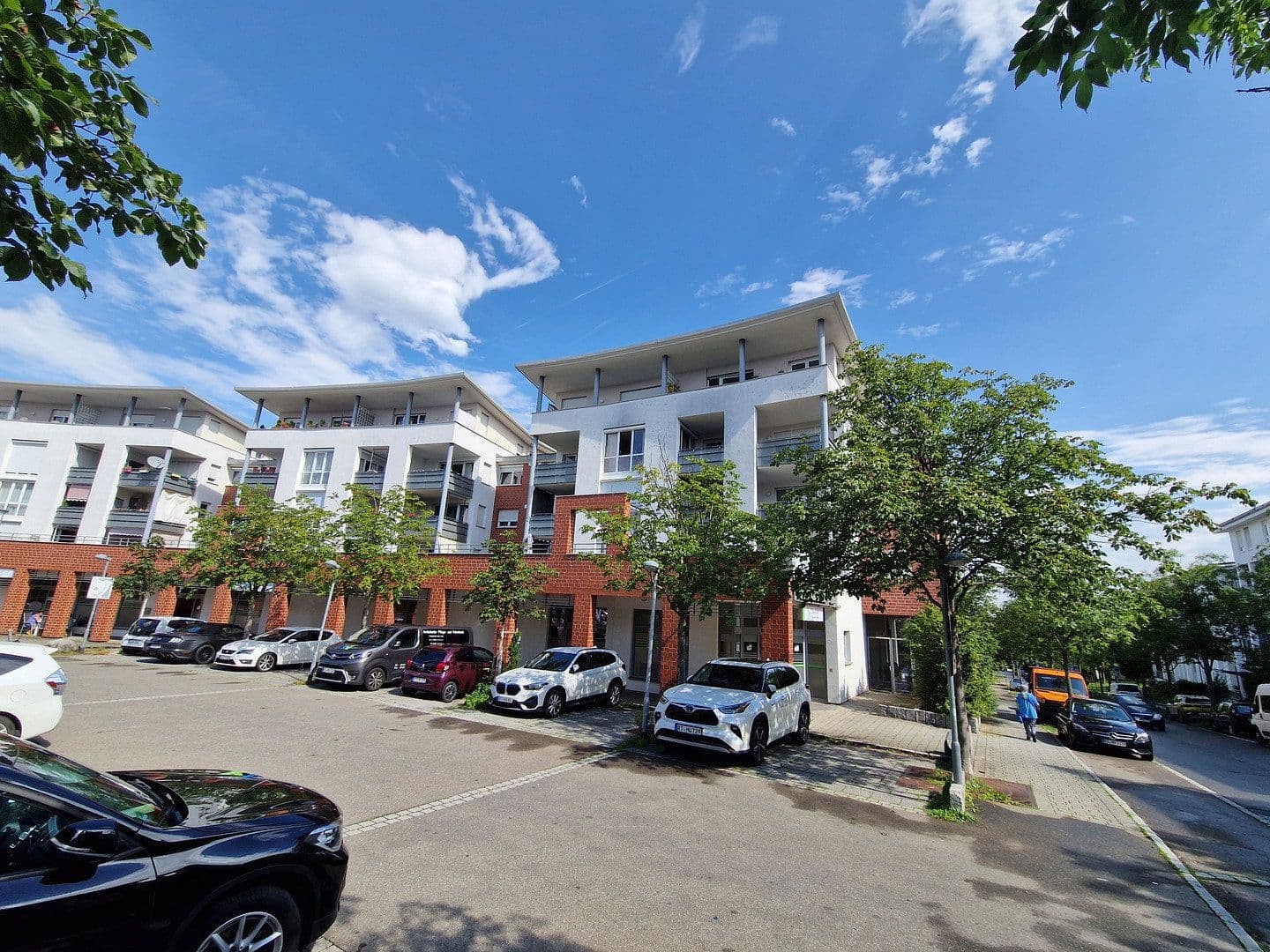 Pronájem bytu 2+1 60 m², Walter-Gropius-Str. 3, Reutlingen, Bádensko-Württembersko Pronájem bytu 2+1 60 m², Walter-Gropius-Str. 3, Reutlingen, Bádensko-Württembersko
