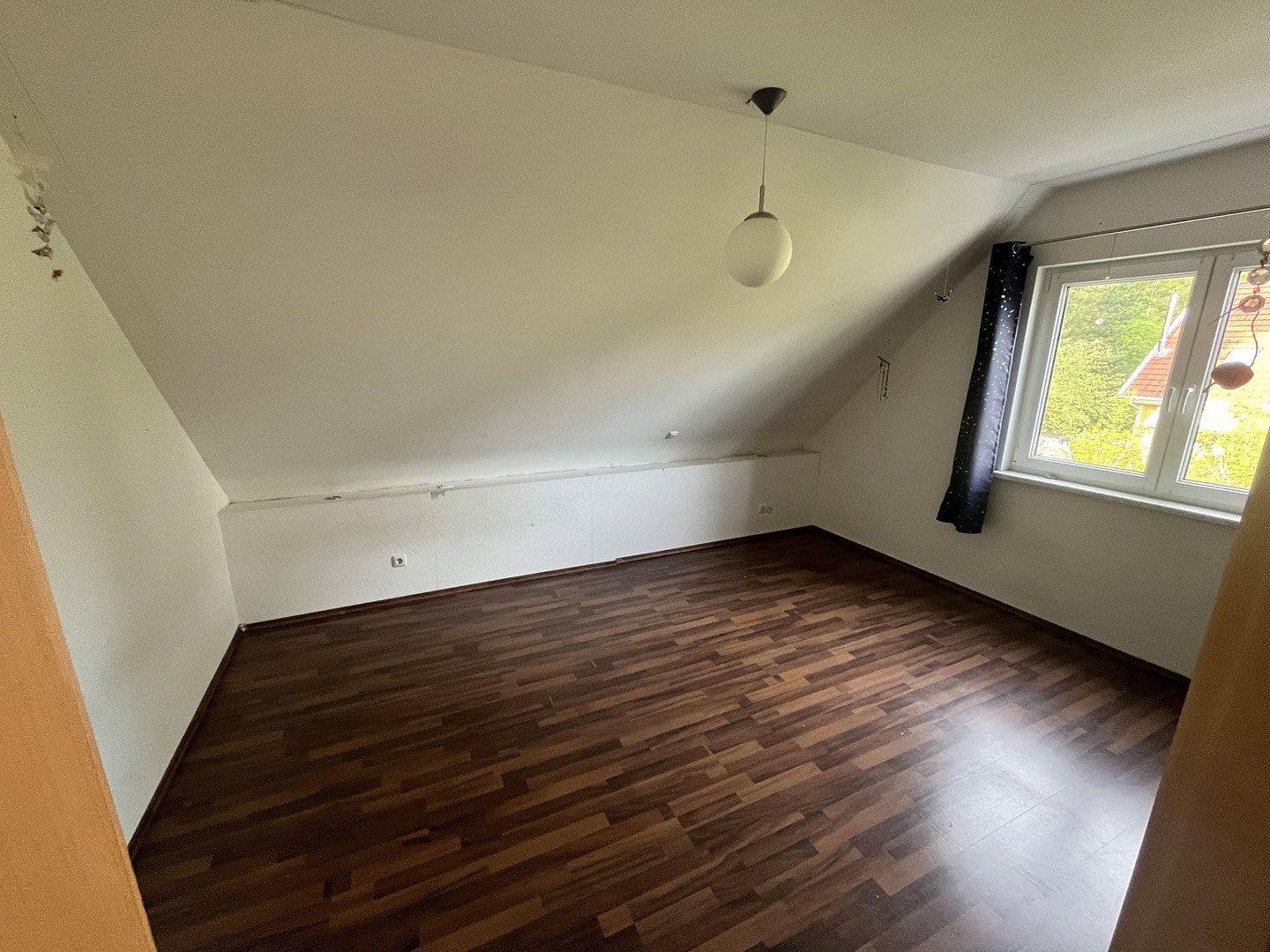 Prodej domu 134 m², pozemek 655 m², Magedeburgerstr 30, Glienicke/Nordbahn, Braniborsko Prodej domu 134 m², pozemek 655 m², Magedeburgerstr 30, Glienicke/Nordbahn, Braniborsko