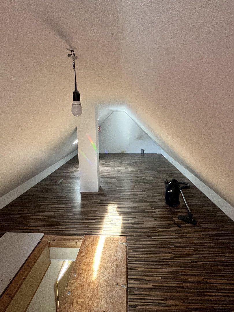 Prodej domu 134 m², pozemek 655 m², Magedeburgerstr 30, Glienicke/Nordbahn, Braniborsko Prodej domu 134 m², pozemek 655 m², Magedeburgerstr 30, Glienicke/Nordbahn, Braniborsko