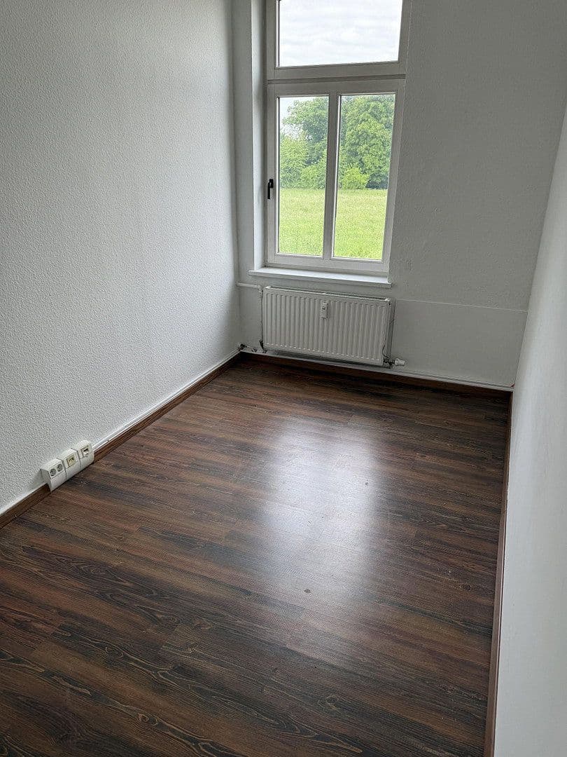 Pronájem kanceláře 42 m², Oberbenrader Str. 51, Nordrhein-Westfalen - Krefeld, Severní Porýní-Vestfálsko Pronájem kanceláře 42 m², Oberbenrader Str. 51, Nordrhein-Westfalen - Krefeld, Severní Porýní-Vestfálsko