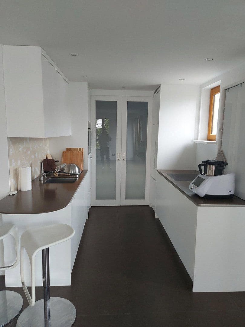 Pronájem bytu 4+1 150 m², Emmendingen, Bádensko-Württembersko Pronájem bytu 4+1 150 m², Emmendingen, Bádensko-Württembersko