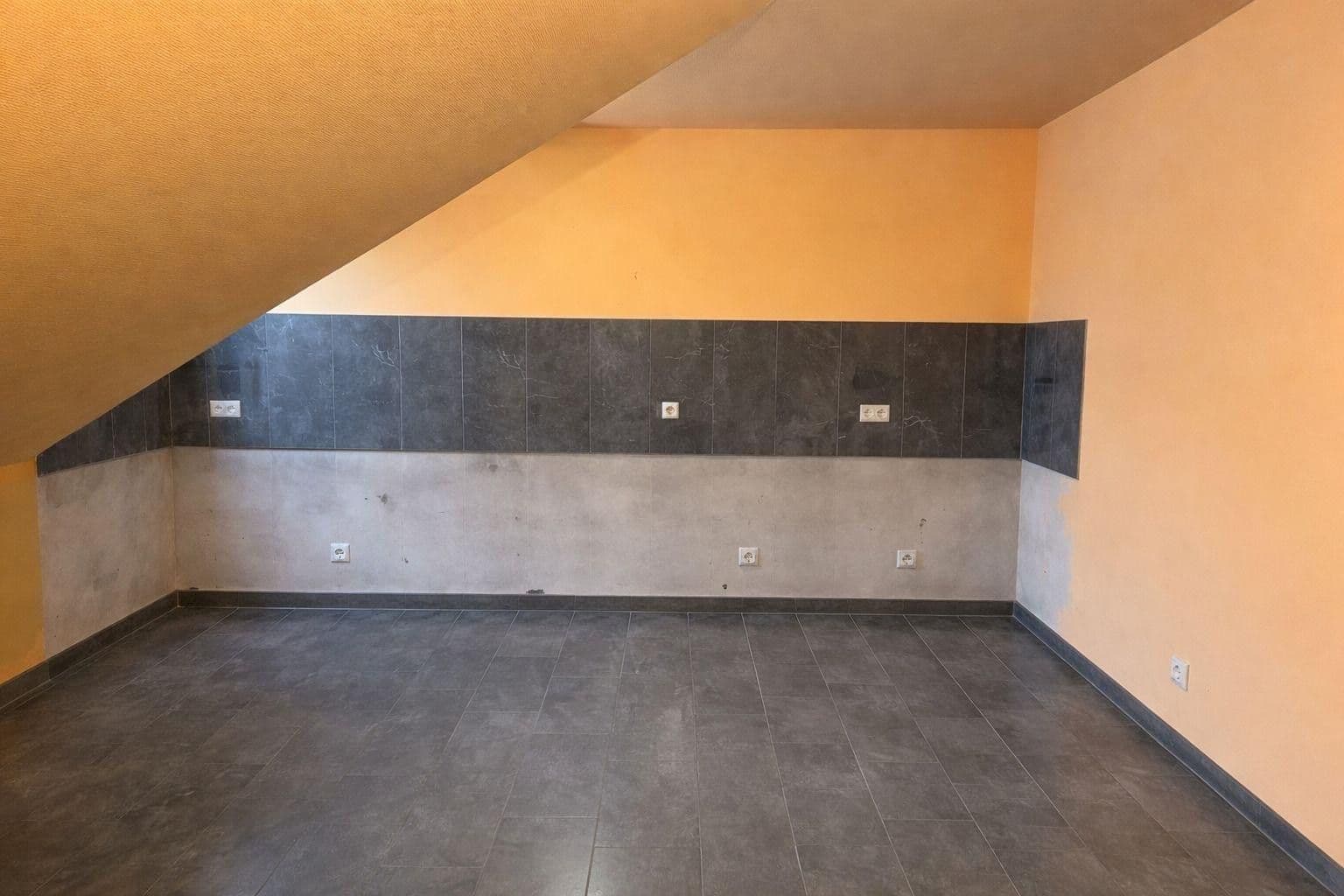 Pronájem bytu 4+1 143 m², Philippsburg, Bádensko-Württembersko Pronájem bytu 4+1 143 m², Philippsburg, Bádensko-Württembersko