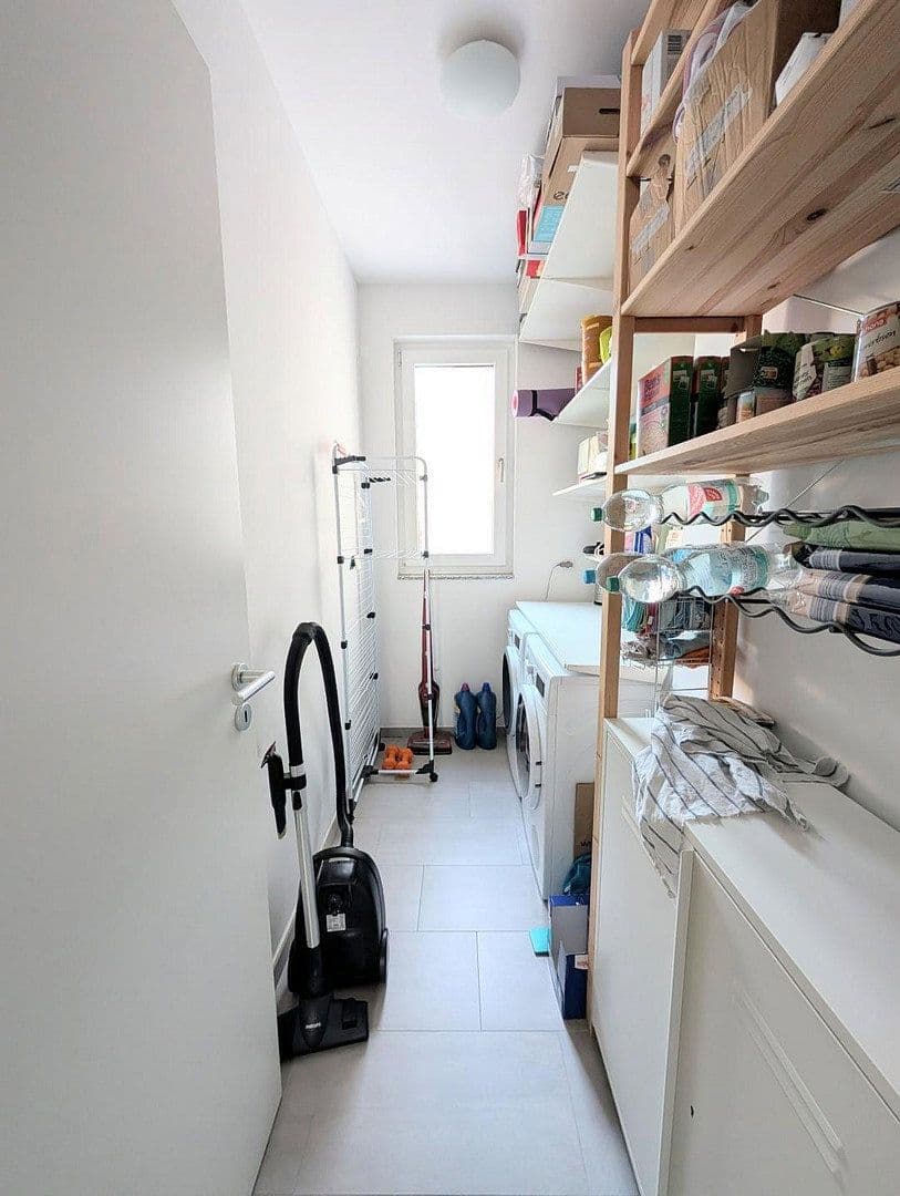 Prodej bytu 3+1 83 m², Berlin, Berlín Prodej bytu 3+1 83 m², Berlin, Berlín