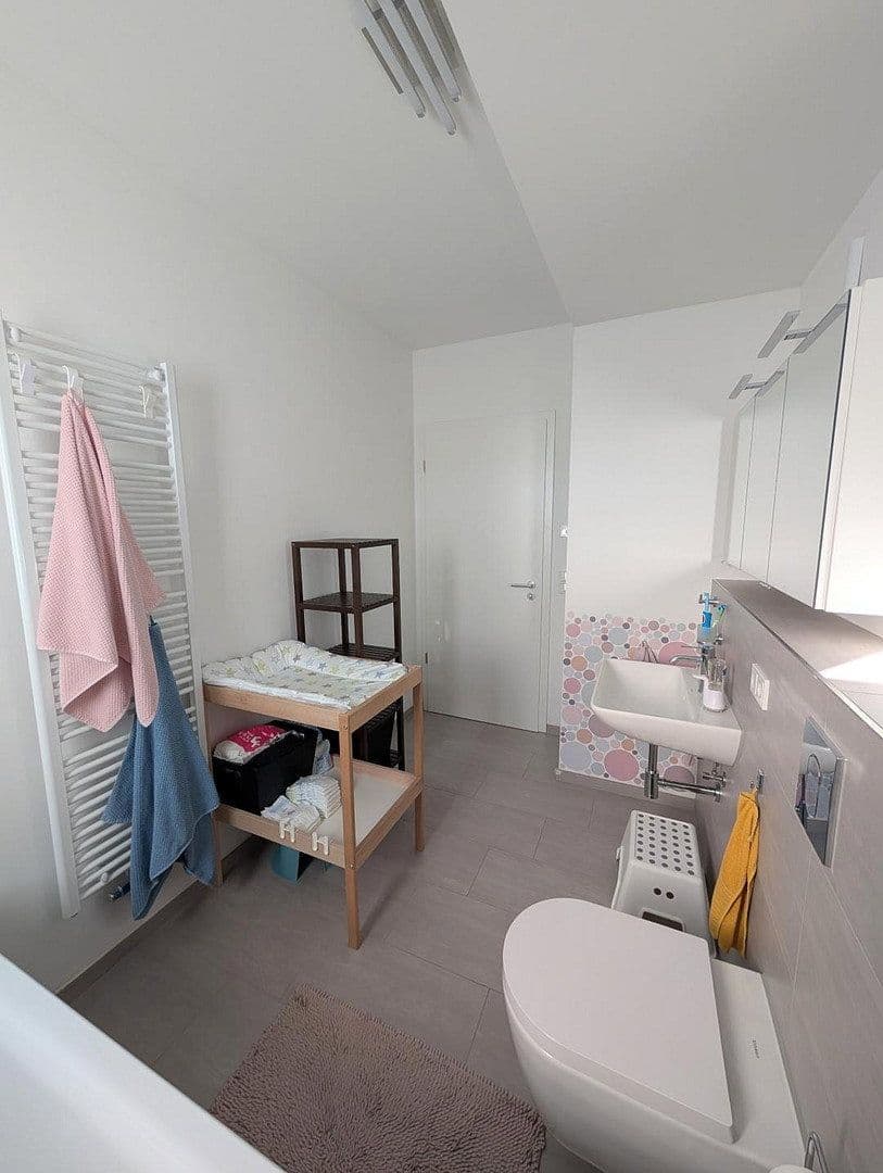 Prodej bytu 3+1 83 m², Berlin, Berlín Prodej bytu 3+1 83 m², Berlin, Berlín