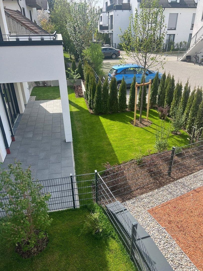 Pronájem bytu 3+1 98 m², Dorfstraße 11b, Germering, Bavorsko Pronájem bytu 3+1 98 m², Dorfstraße 11b, Germering, Bavorsko