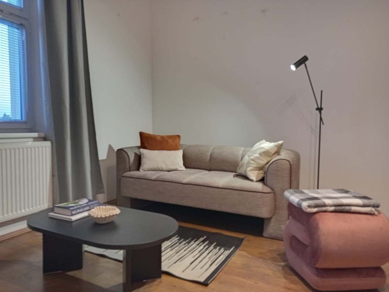 Pronájem bytu 45 m², Horova, Hradec Králové, Královéhradecký kraj Pronájem bytu 45 m², Horova, Hradec Králové, Královéhradecký kraj