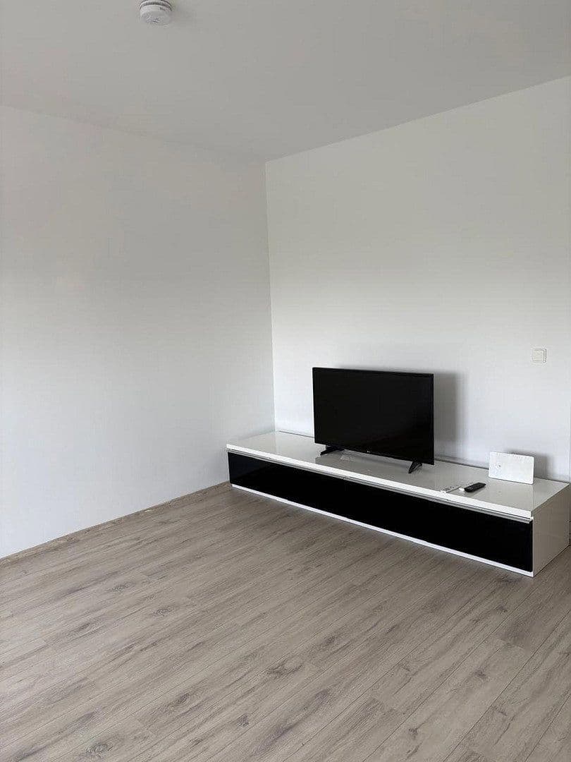 Prodej bytu 3+1 60 m², Böhlener Str.59, Berlin, Berlín Prodej bytu 3+1 60 m², Böhlener Str.59, Berlin, Berlín