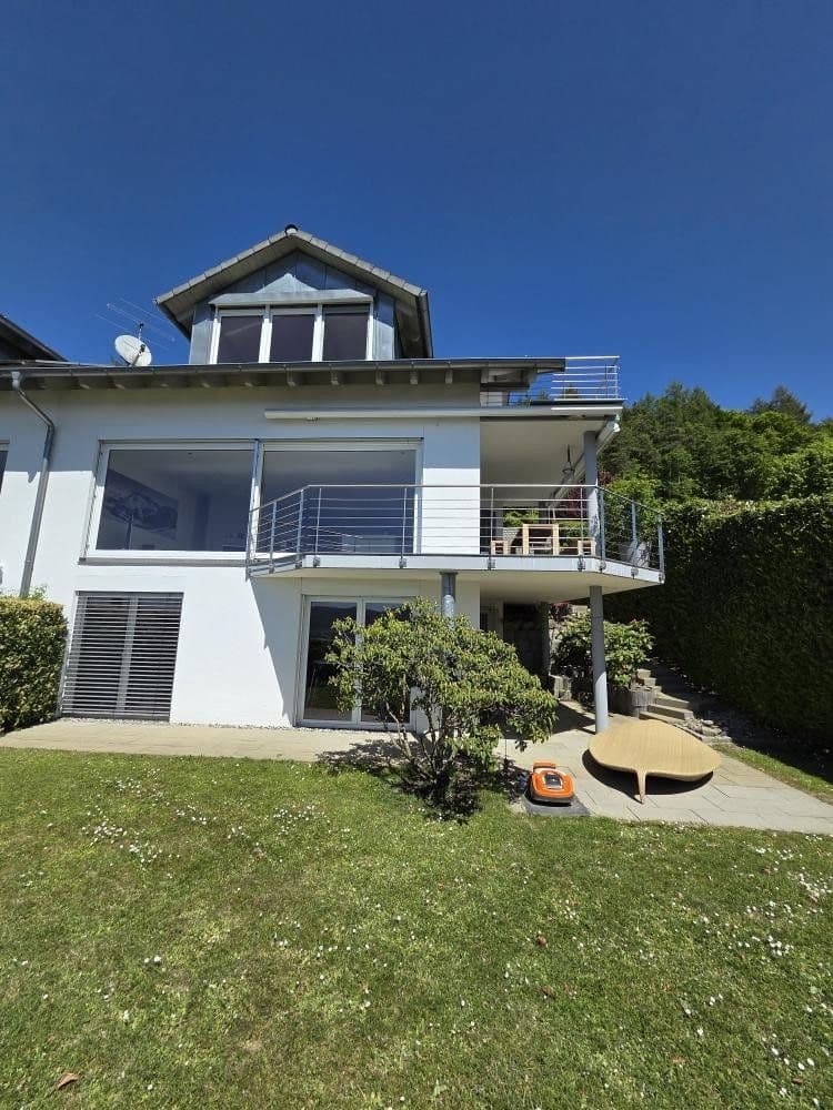 Prodej domu 194 m², pozemek 355 m², An der Schnabelburg 10a, Bodman-Ludwigshafen, Bádensko-Württembersko Prodej domu 194 m², pozemek 355 m², An der Schnabelburg 10a, Bodman-Ludwigshafen, Bádensko-Württembersko