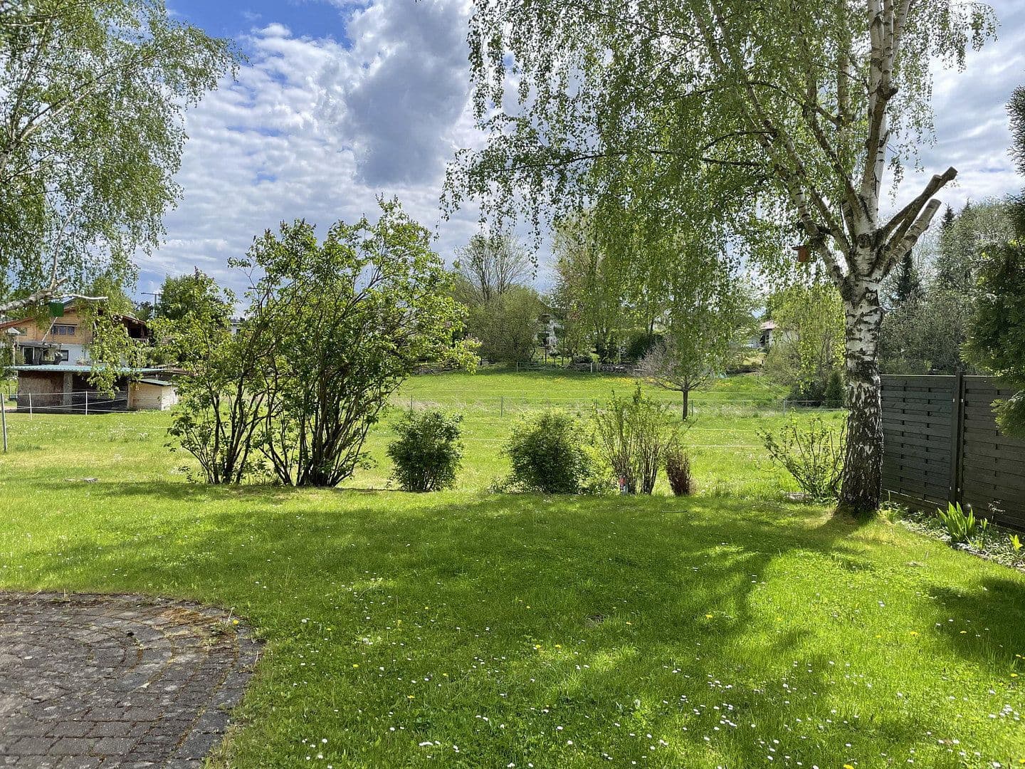 Prodej domu 337 m², pozemek 1.324 m², Im Wiesengrund 34, Montabaur, Porýní-Falc Prodej domu 337 m², pozemek 1.324 m², Im Wiesengrund 34, Montabaur, Porýní-Falc