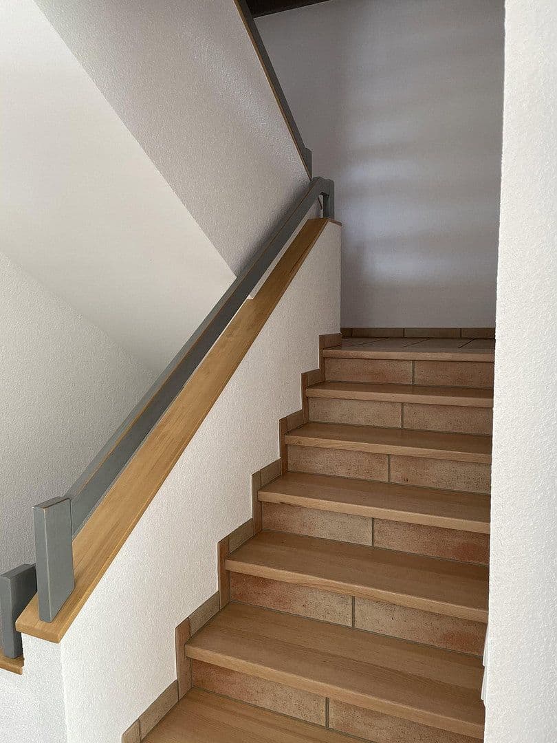 Prodej domu 337 m², pozemek 1.324 m², Im Wiesengrund 34, Montabaur, Porýní-Falc Prodej domu 337 m², pozemek 1.324 m², Im Wiesengrund 34, Montabaur, Porýní-Falc