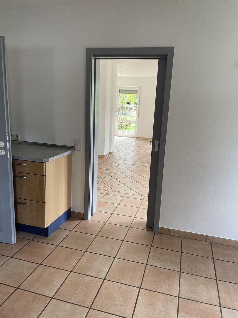 Prodej domu 337 m², pozemek 1.324 m², Im Wiesengrund 34, Montabaur, Porýní-Falc Prodej domu 337 m², pozemek 1.324 m², Im Wiesengrund 34, Montabaur, Porýní-Falc