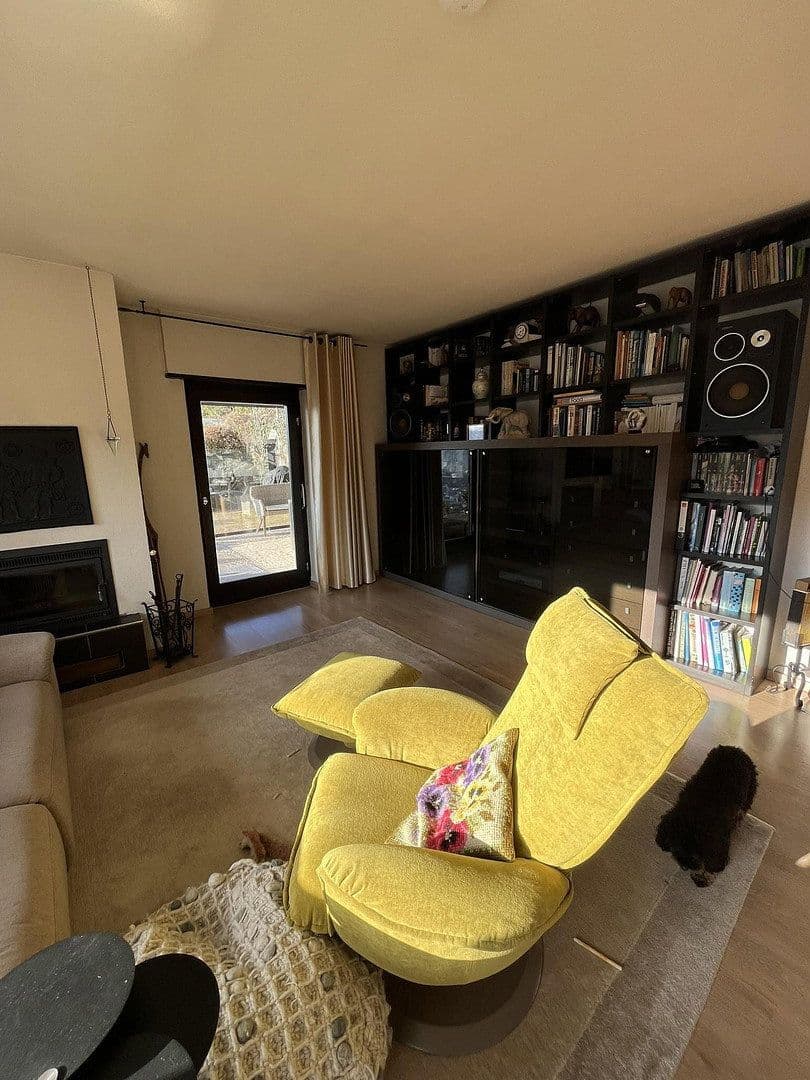 Prodej domu 160 m², pozemek 3.000 m², Heiligkreuzsteinach, Bádensko-Württembersko Prodej domu 160 m², pozemek 3.000 m², Heiligkreuzsteinach, Bádensko-Württembersko