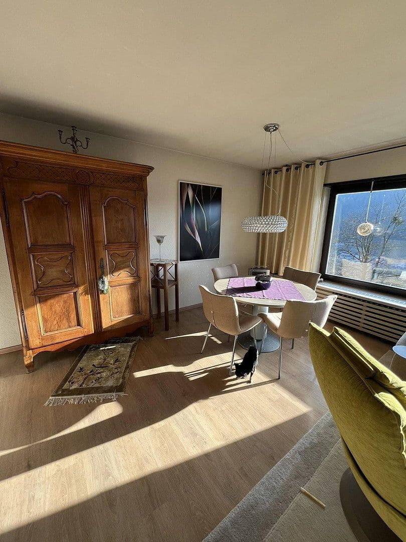 Prodej domu 160 m², pozemek 3.000 m², Heiligkreuzsteinach, Bádensko-Württembersko Prodej domu 160 m², pozemek 3.000 m², Heiligkreuzsteinach, Bádensko-Württembersko