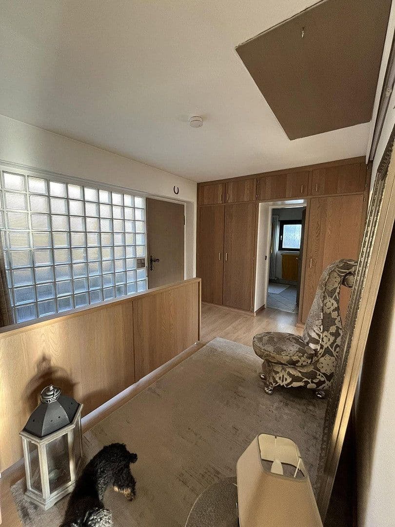 Prodej domu 160 m², pozemek 3.000 m², Heiligkreuzsteinach, Bádensko-Württembersko Prodej domu 160 m², pozemek 3.000 m², Heiligkreuzsteinach, Bádensko-Württembersko